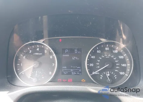 2017 Hyundai Elantra Se из США, поврежденный, VIN 5NPD84LF5HH000687